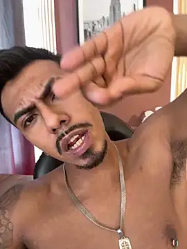 Latinmoster_boss: вебкам-шоу