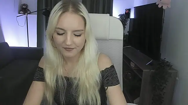XXX chat uživo modela ViolaMore