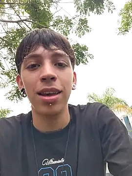 smokeBlast 在線直播表演