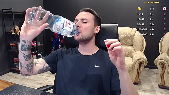 Онлайн чат XXX MihasikD