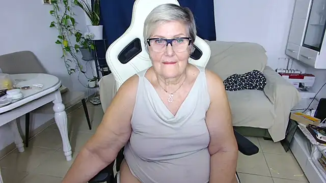 Selenna57 Chat XXX live