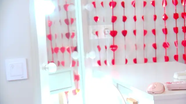 ElisabethDavis Adlı Modelin Canlı XXX Sohbeti