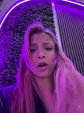 Chat XXX ao vivo de AnastasiaAniess