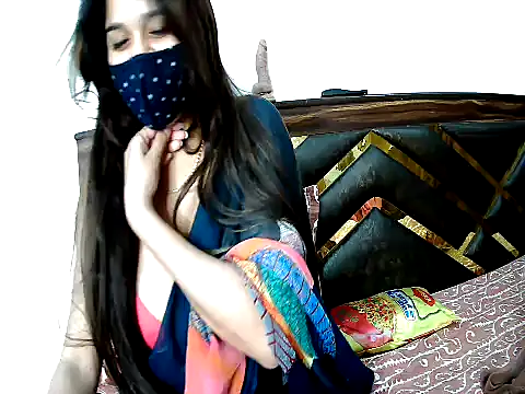 Gloie4u's Live XXX Chat