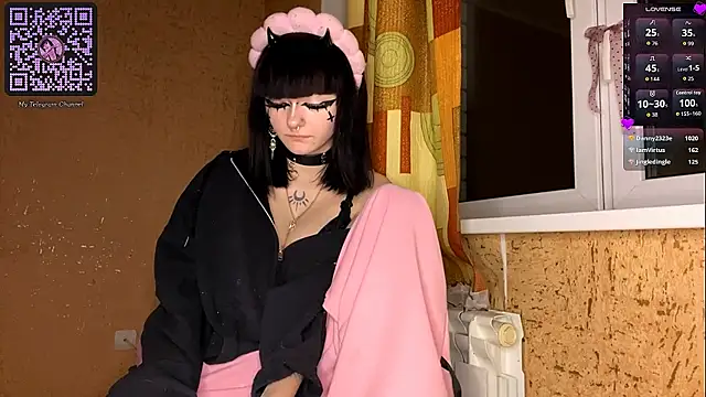 SmilingPatent Live XXX-Chat