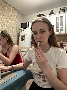 แชท XXX สดของ yourfavcouple_