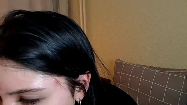 แชท XXX สดของ MiaTemptress