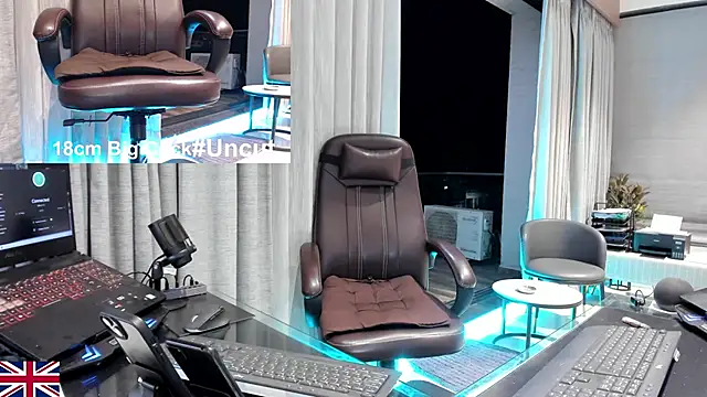 OnlineBossUK live XXX chat