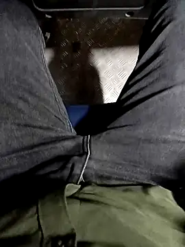 Rocky-badboy_cum4me 在線直播表演