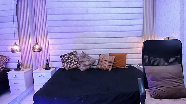 VictoriaaBlair Chat XXX in diretta