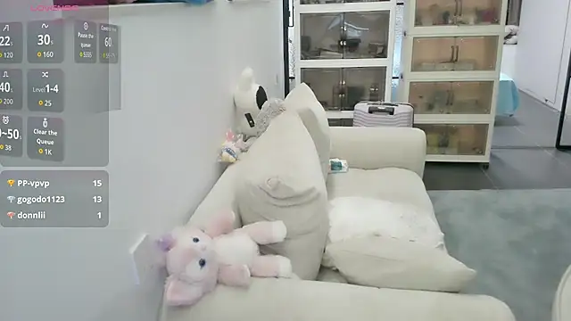 Golden-ee – Live XXX-chat