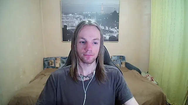 AdamDickens webkamerás műsora