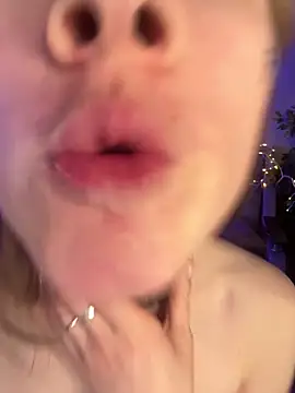 دردشة Marryme- الجنسية المباشرة