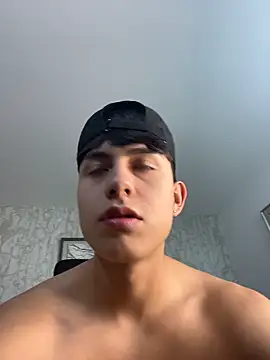 Lander_Cruz Adlı Modelin Web Kamerası Şovu