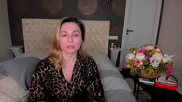 AllisonWilliams' Live XXX Chat