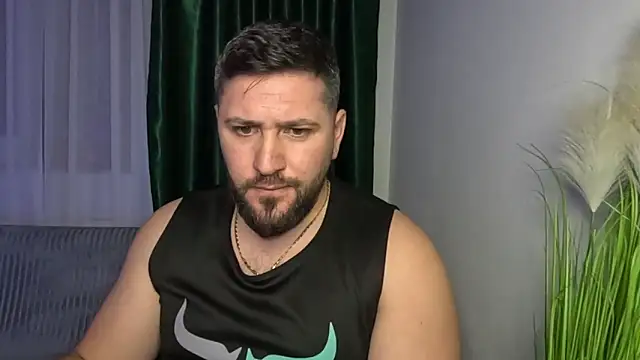 عرض كام Gold_Alpha_Boy