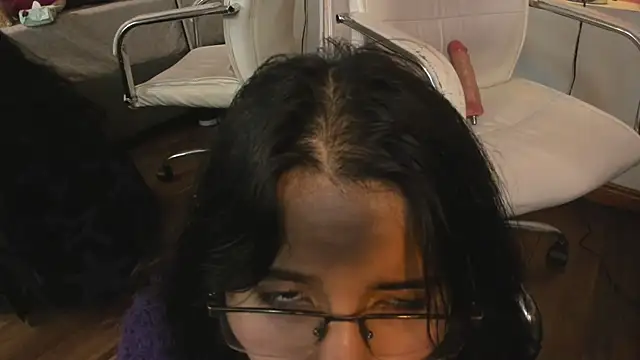 Sembang XXX Secara Langsung HollyPeach