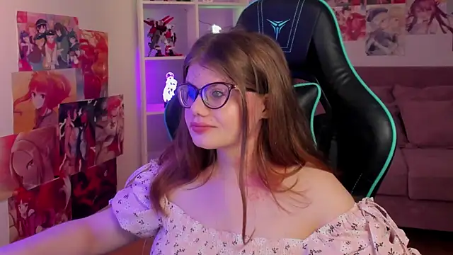 ChloeHalses 现场XXX聊天