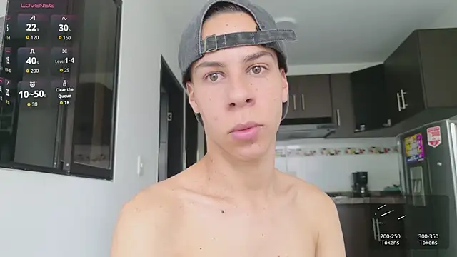 Pertunjukan Kamera Web grey___27