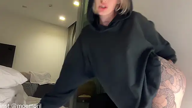 Golden_Aline Live XXX-Chat