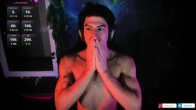 newjeff: διαδικτυακό σόου στην κάμερα