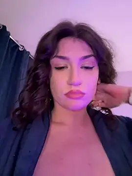 ScarletBloom_'s Live XXX Chat