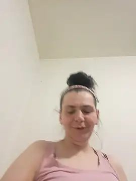 roksa2026's Live XXX Chat