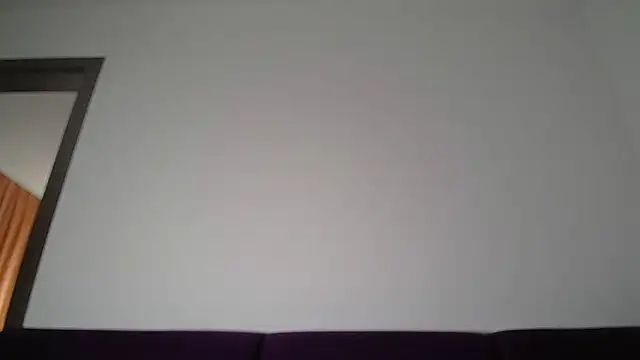 Pokazy przed kamerką – Julianna68