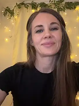 LucieMack Adlı Modelin Canlı XXX Sohbeti