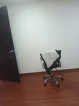 sasi_luna: онлайн-секс-чат