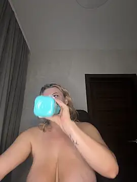 Živý XXX chat Evellyn