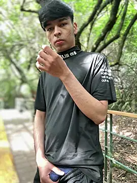 The_Conquer 即時 XXX 聊天