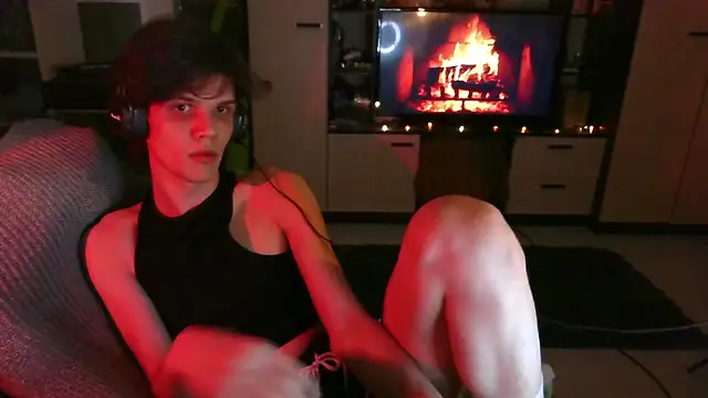 Lucius_Mo Show Webcam