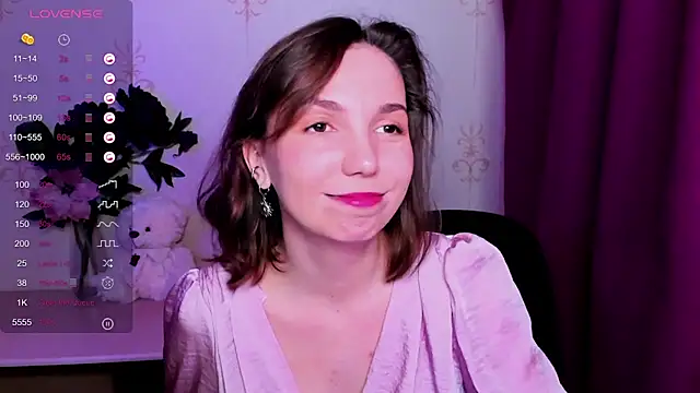 Chat +18 de KindHazelHere_ ao vivo