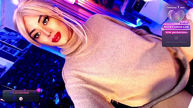 KYLIE_SHEMALE Webcam Show