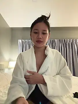 SweetThaiGirlfriend Pertunjukan Webcam