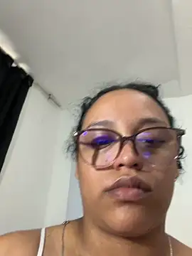 Chatroom XXX en direct de tokio_angel