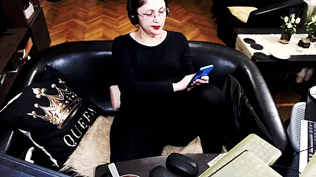 Imperatriza Chat XXX live