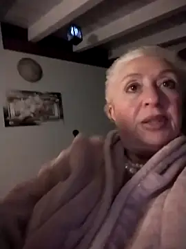 divinaerotica – Live XXX-chat