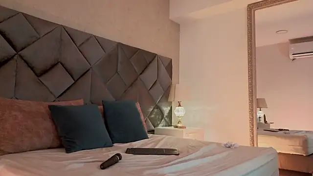 Luisa0110's Live XXX Chat