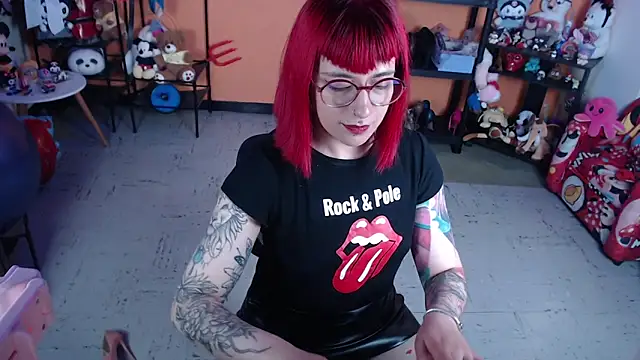 MissMiia2's Live XXX Chat