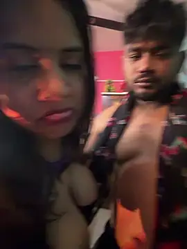 Pokazy przed kamerką – V-Hot-Sweti