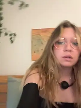 Darling_XXX – webcam-show