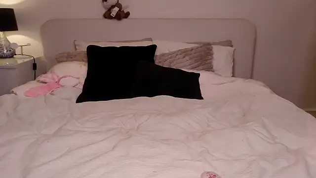 Онлайн чат XXX Emberreignedit