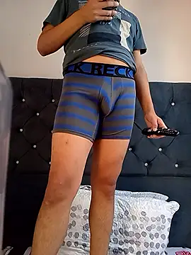 Ian-yin08 Show in webcam