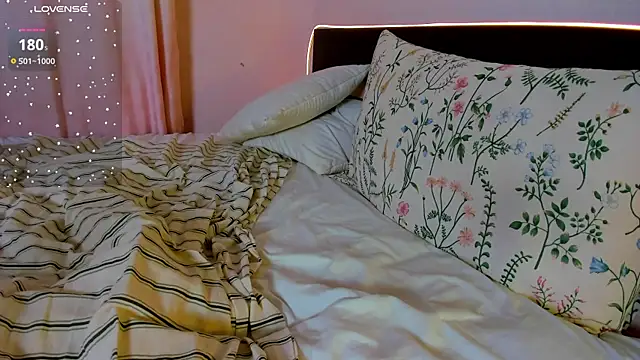 lexxxxxxi Live XXX-Chat