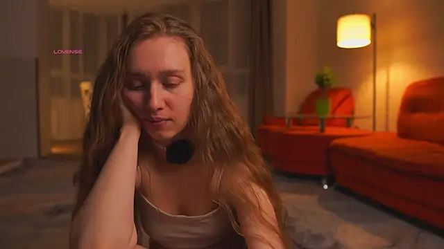 SharaNewbern 即時 XXX 聊天