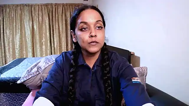 Ria_42's Live XXX Chat