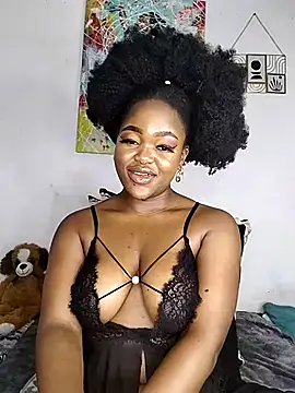 Sexymamibo's Live XXX Chat