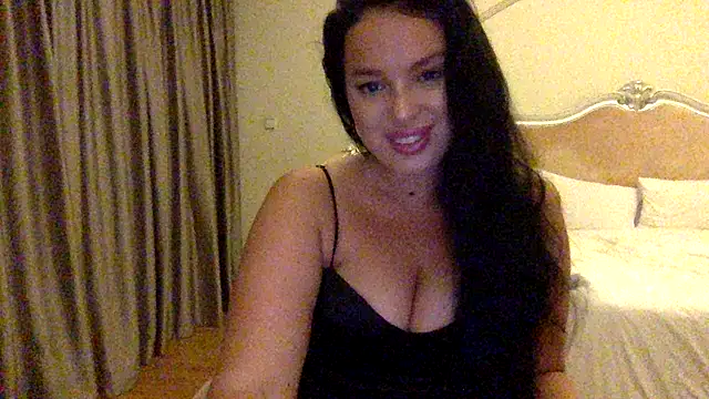 Fayronna live XXX chat